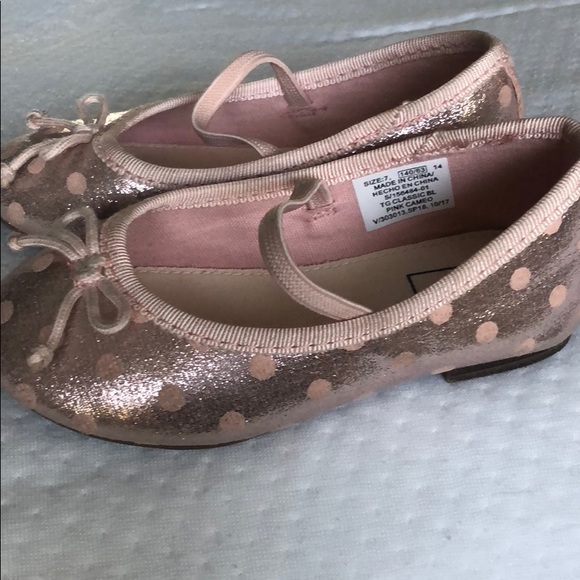Toddler gap pink ballet style shoe - Picture 5 of 6